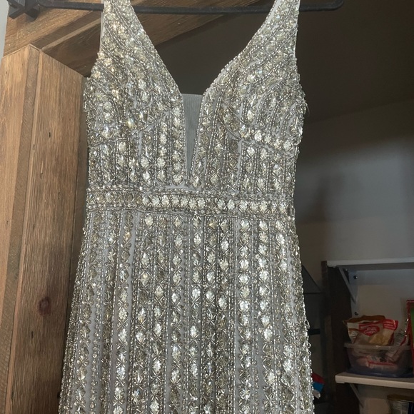 Jovani Size 0 Prom Dress - Picture 3 of 4